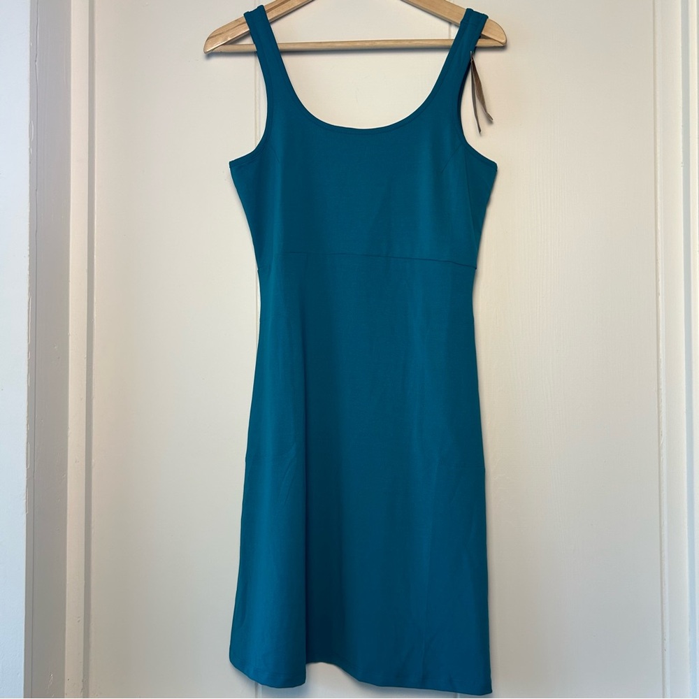 New! Light Bare SPF 50 Teal Sleeveless Mini Dress with pockets size M athleisure